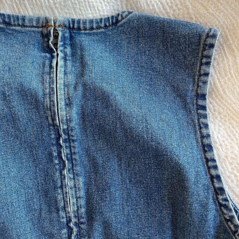 NWT - Abercrombie & Fitch Blue Denim Top - Size: Large - Picture 8 of 9